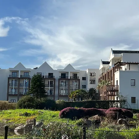 Dans Les Bras De Neptune - Plage De Trestraou - Piscine - Linge Compris - 4 A 5 Personnes Apartment Perros-Guirec