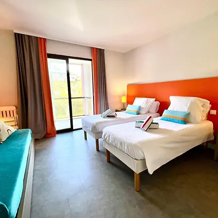Dans Les Bras De Neptune - Plage De Trestraou - Piscine - Linge Compris - 4 A 5 Personnes
