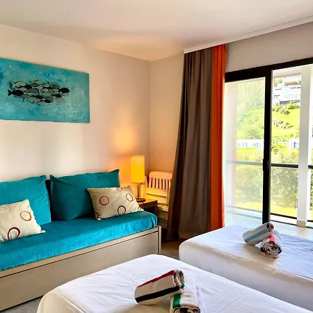 Apartment Dans Les Bras De Neptune - Plage De Trestraou - Piscine - Linge Compris - 4 A 5 Personnes *